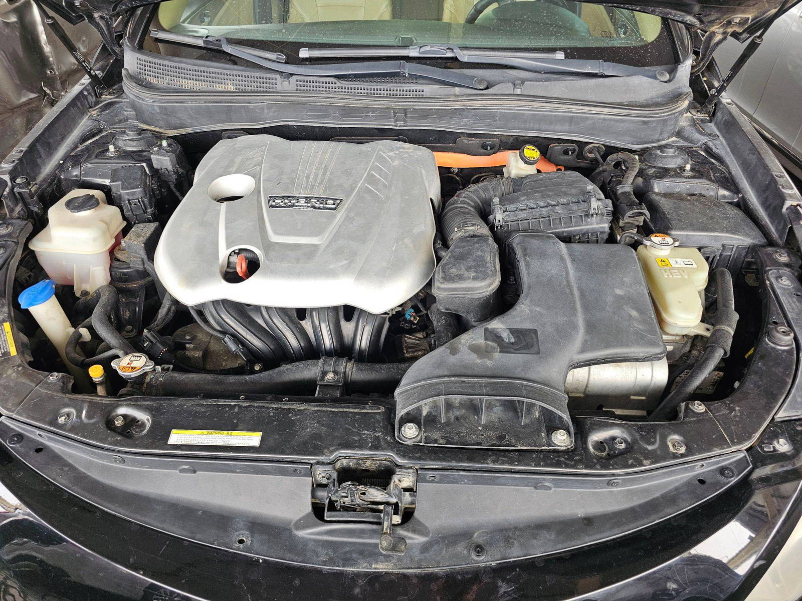 2012 HYUNDAI SONATA — 212263 Miles — Lot A056663 — Souq - Marhaba Auctions Used Cars - Image 11