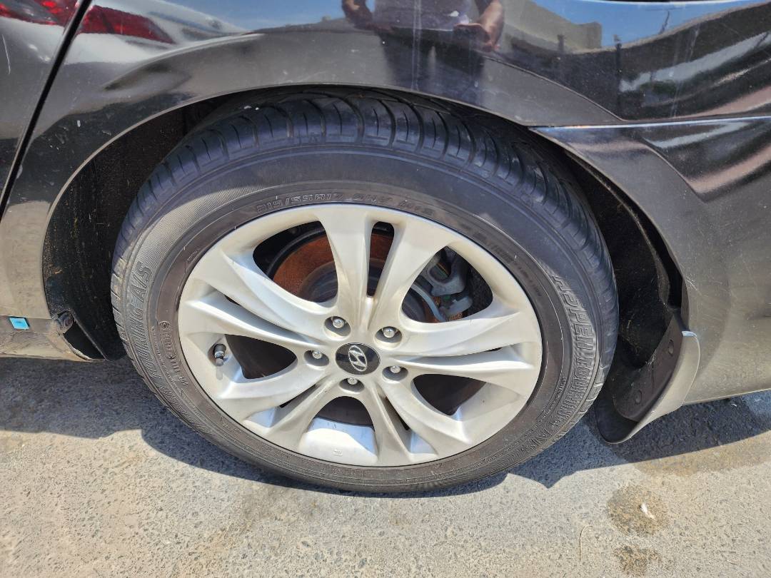 2011 HYUNDAI SONATA — 157752 Miles — Lot H257036 - Marhaba Auctions Used Cars - Image 4