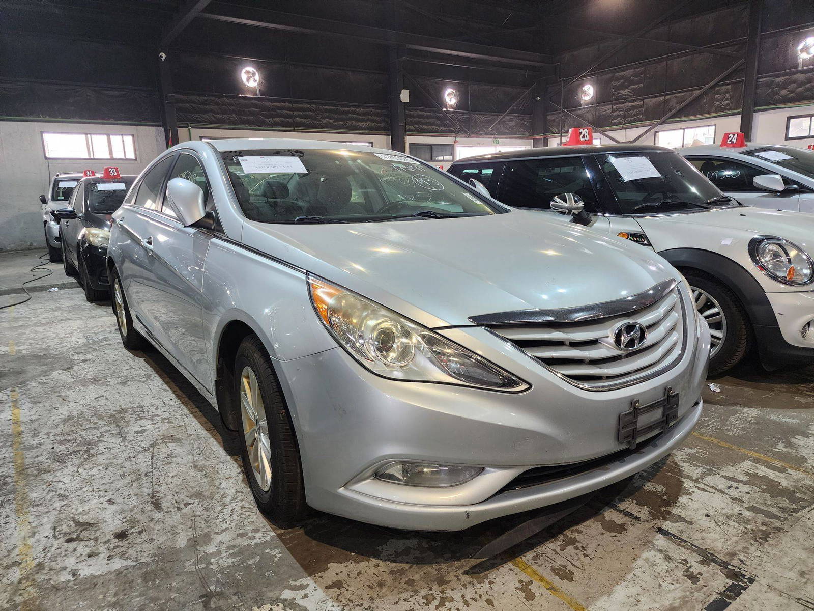 2013 HYUNDAI SONATA — 153567 Miles — Lot 47853085 — Al Quoz - Marhaba Auctions Used Cars - Image 5