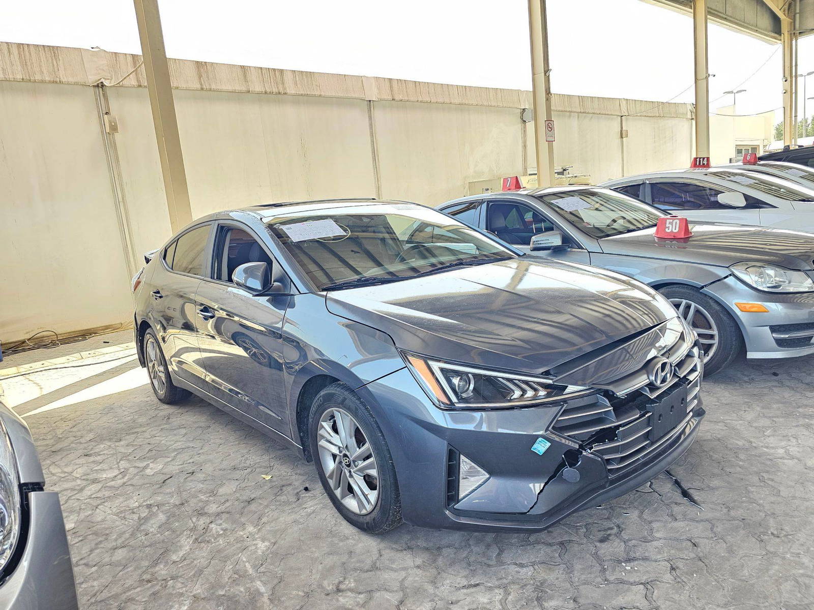 2019 HYUNDAI ELANTRA — 130825 KM — Lot 84055204 — Souq - Marhaba Auctions Used Cars - Image 3