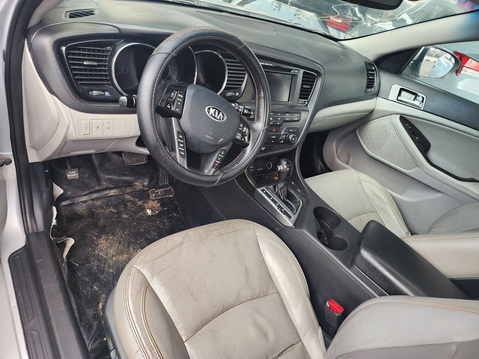 2013 KIA OPTIMA — 170010 Miles — Lot 37661925 - Marhaba Auctions Used Cars - Image 4
