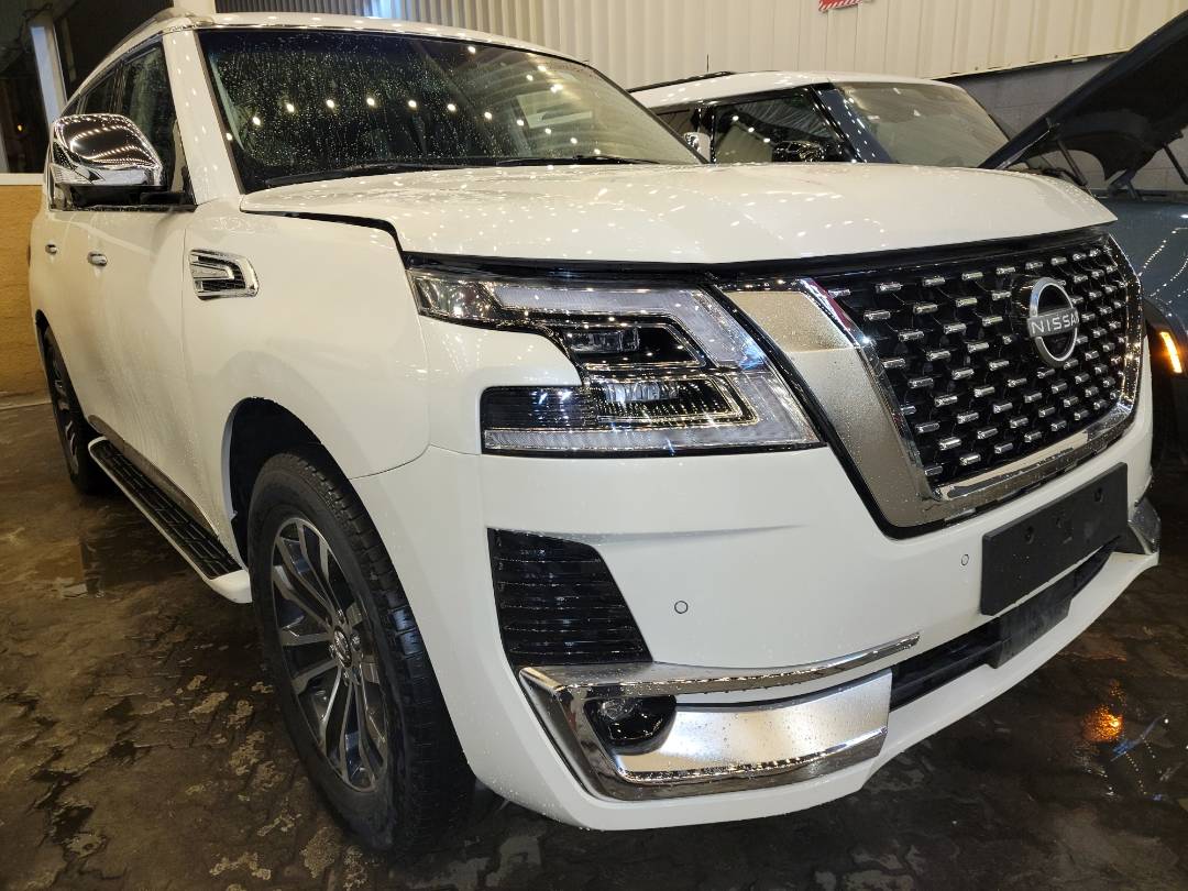 2017 NISSAN ARMADA — 64217 Miles — Lot ND6H9004778 - Marhaba Auctions Used Cars - Image 3