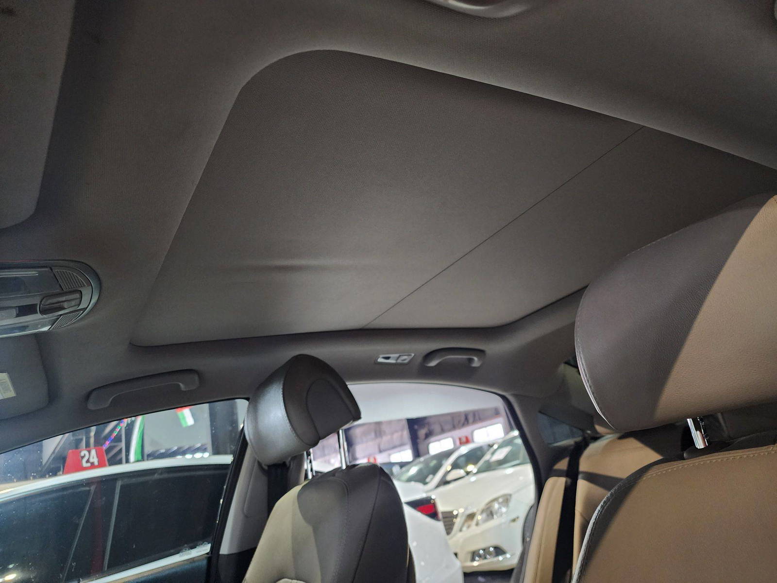2015 HYUNDAI SONATA — 162954 Miles — Lot 136596 — Al Quoz - Marhaba Auctions Used Cars - Image 10