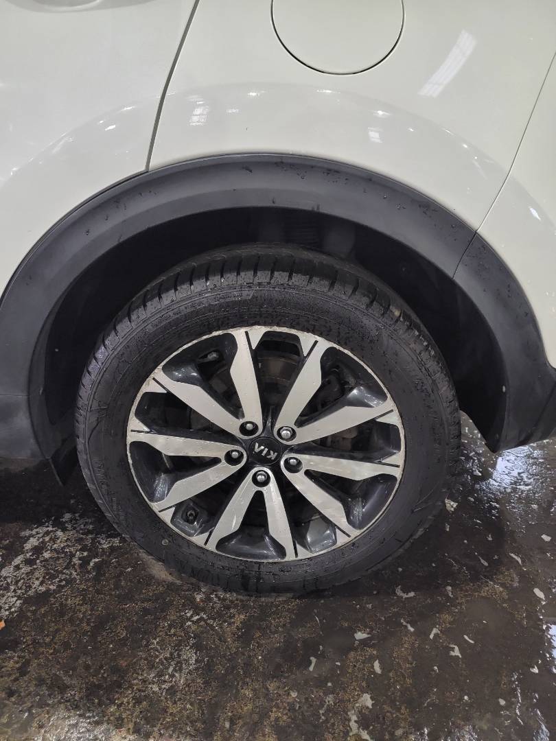 2018 KIA SPORTAGE — 124191 Miles — Lot 12548787 — Main - Marhaba Auctions Used Cars - Image 9