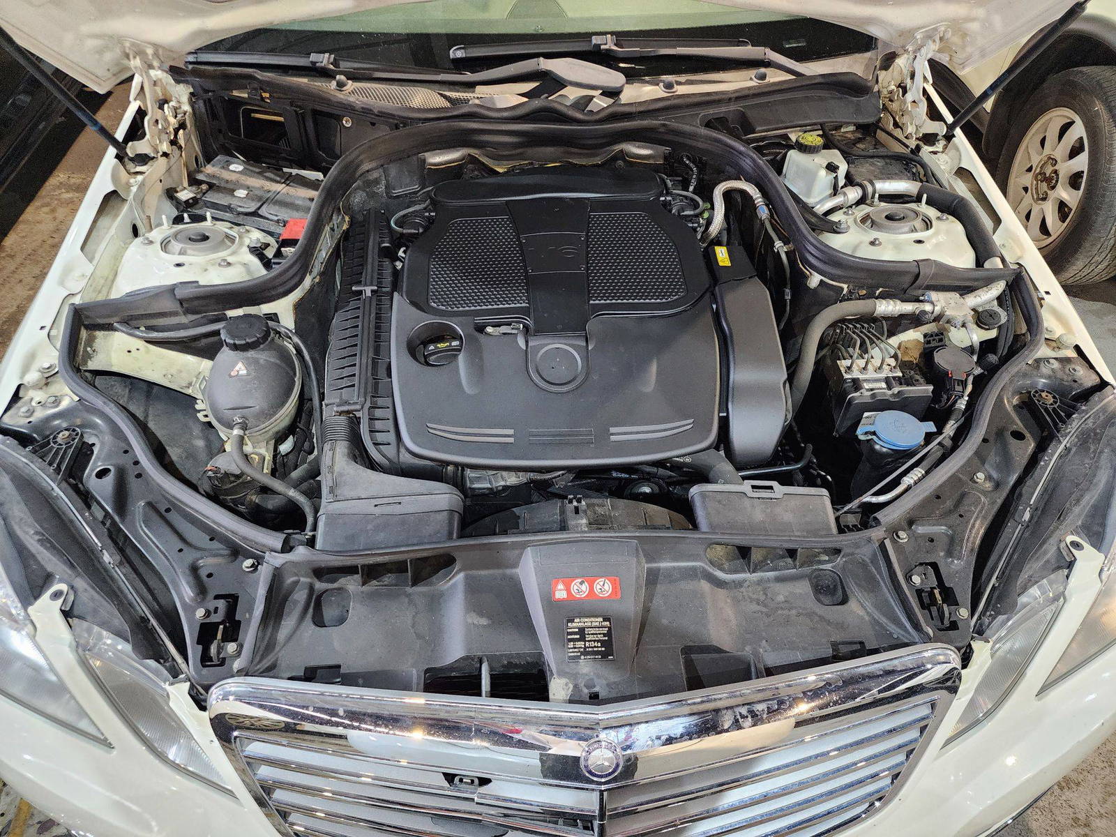 2012 MERCEDES BENZ E 350 — 160867 Miles — Lot 2CA630221 — Ind. 12 - Marhaba Auctions Used Cars - Image 13
