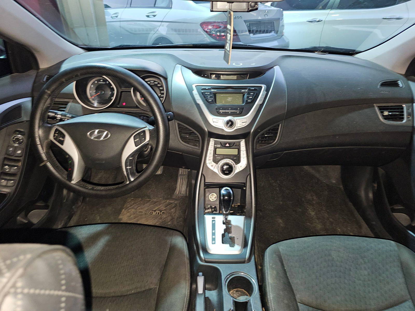 2011 HYUNDAI AVANTE — 113206 KM — Lot U064740 — Souq - Marhaba Auctions Used Cars - Image 7