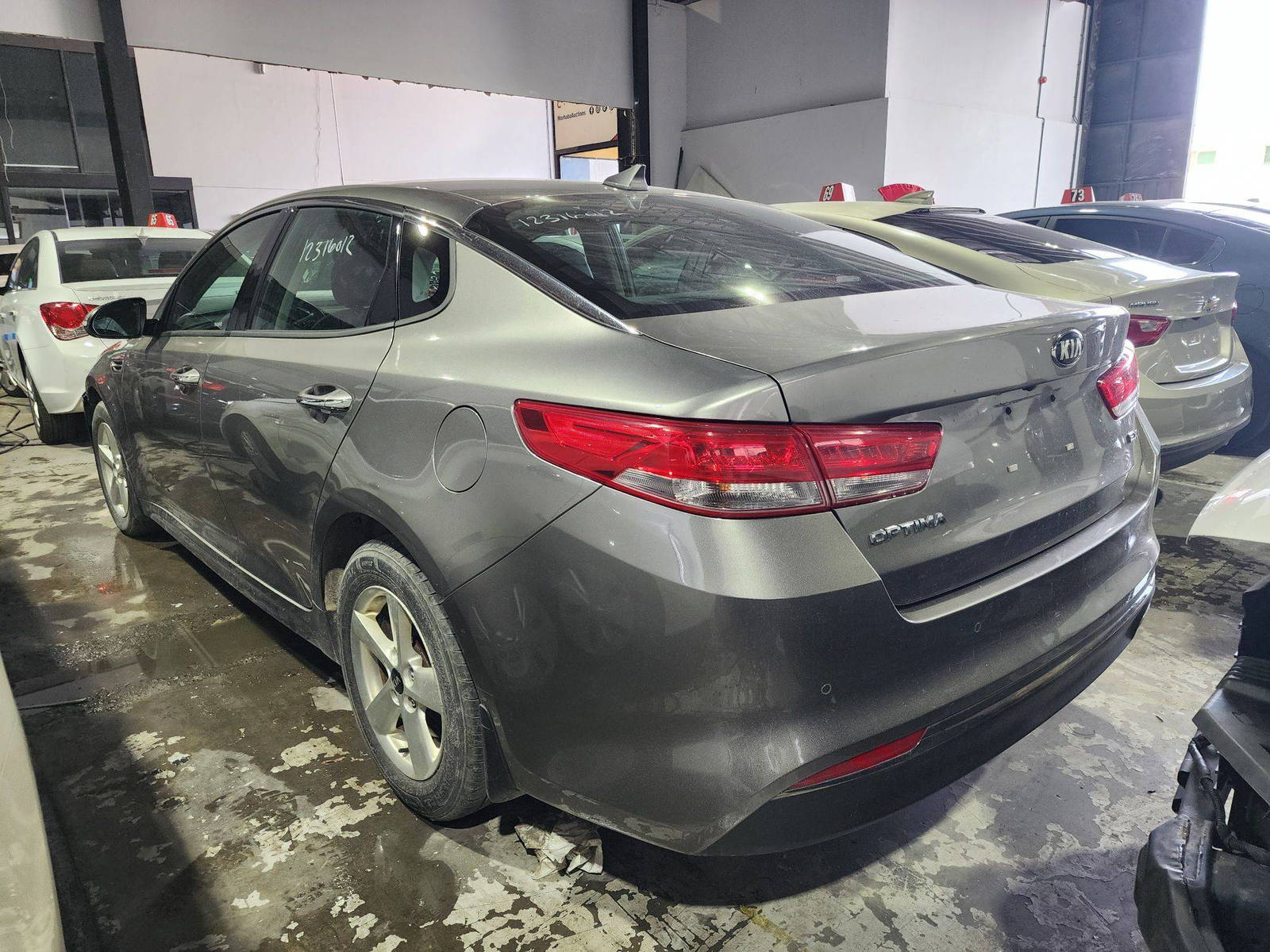 2018 KIA OPTIMA — 89175 KM — Lot 12316012 — Al Quoz - Marhaba Auctions Used Cars - Image 5
