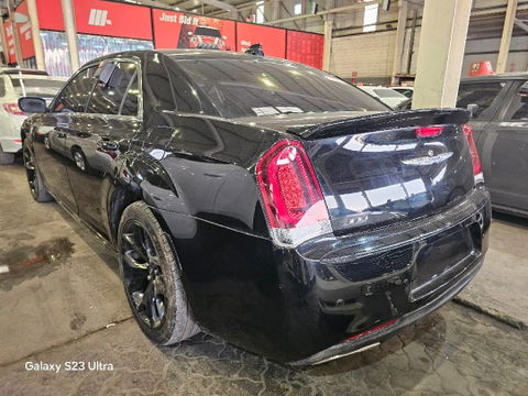 CHRYSLER 300