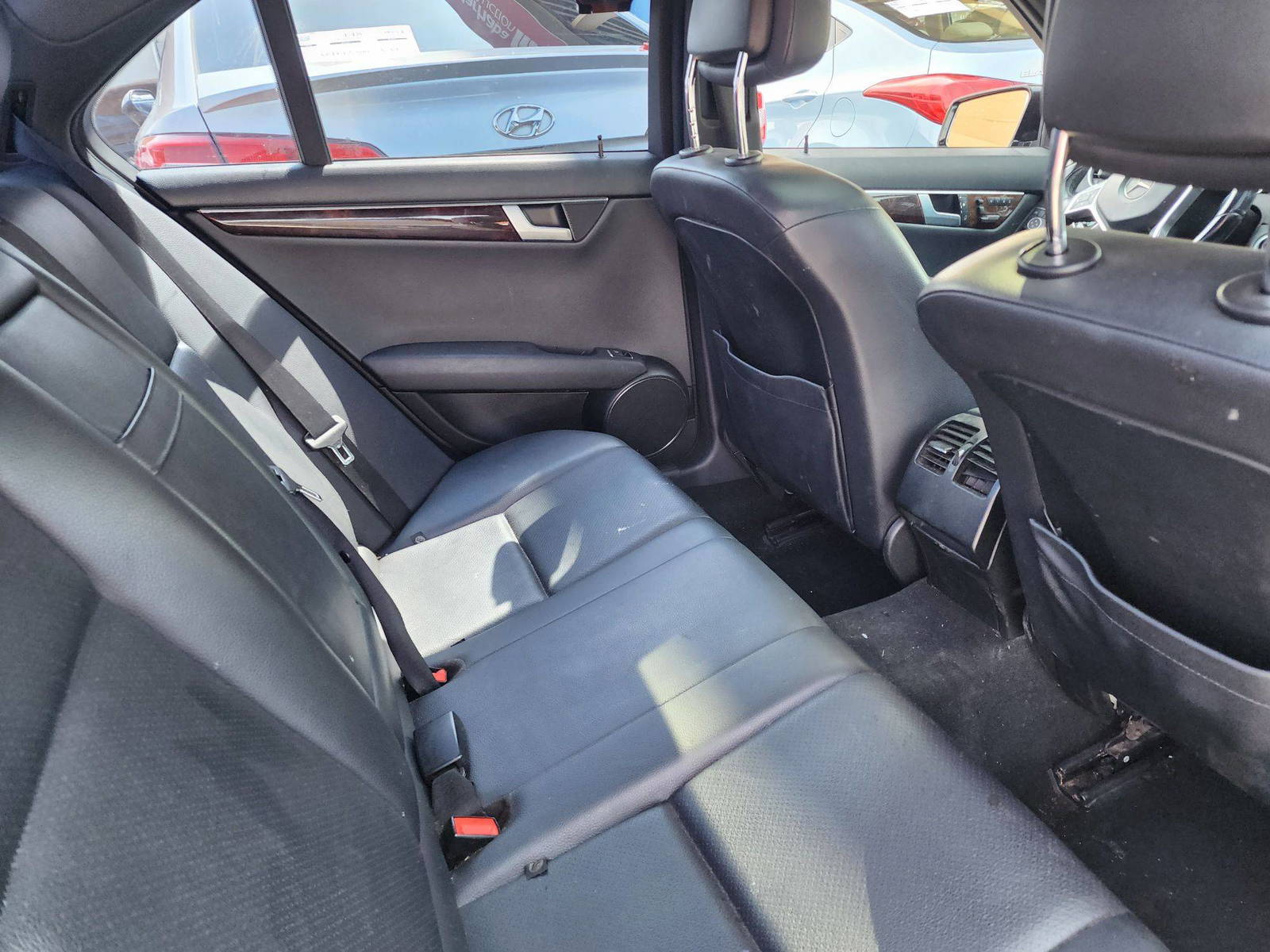 2013 MERCEDES BENZ C300 — 106085 Miles — Lot 74524793 - Marhaba Auctions Used Cars - Image 8