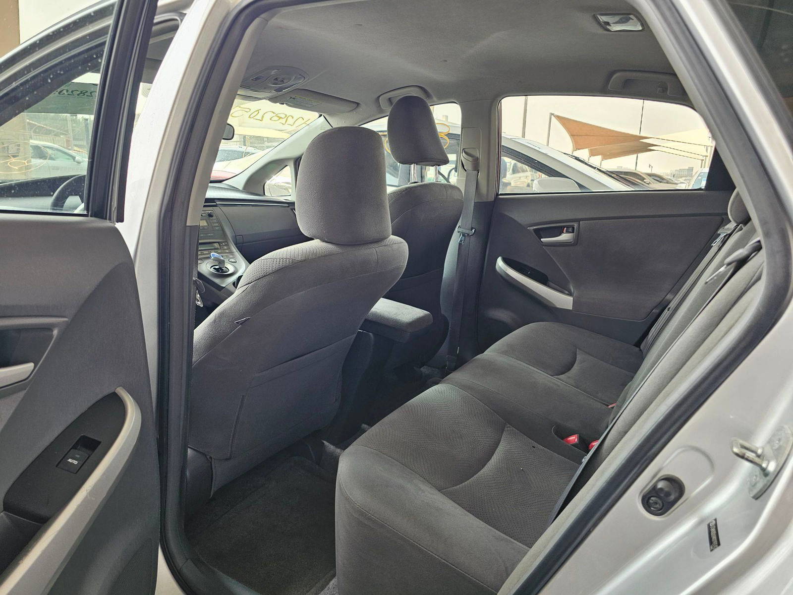 2010 TOYOTA PRIUS — 249578 Miles — Lot 42282054 — Souq - Marhaba Auctions Used Cars - Image 6