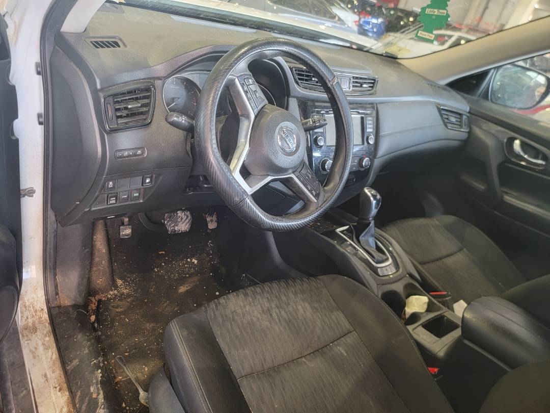 2018 NISSAN ROGUE — 156017 Miles — Lot 554909 — Main - Marhaba Auctions Used Cars - Image 8