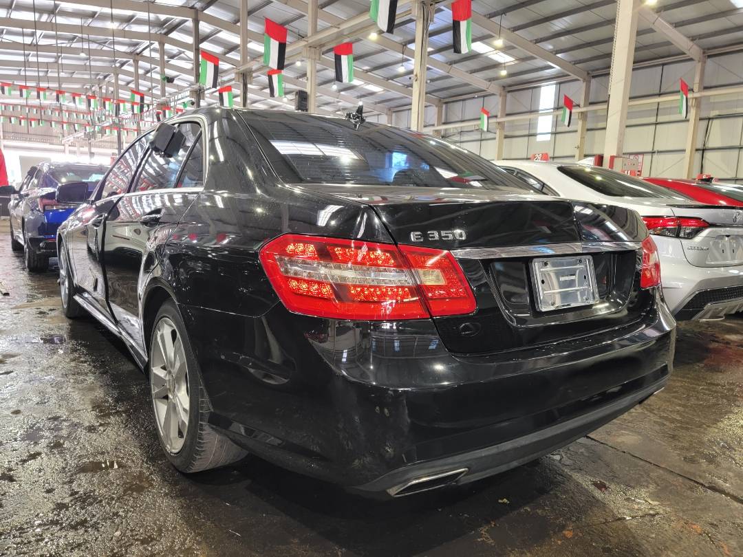 2013 MERCEDES BENZ E 350 — 200459 Miles — Lot DA719829 — Souq - Marhaba Auctions Used Cars - Image 3