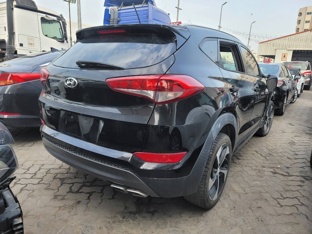 2016 HYUNDAI TUCSON — 156368 Miles — Lot GU099498 — Main - Marhaba Auctions Used Cars - Image 3