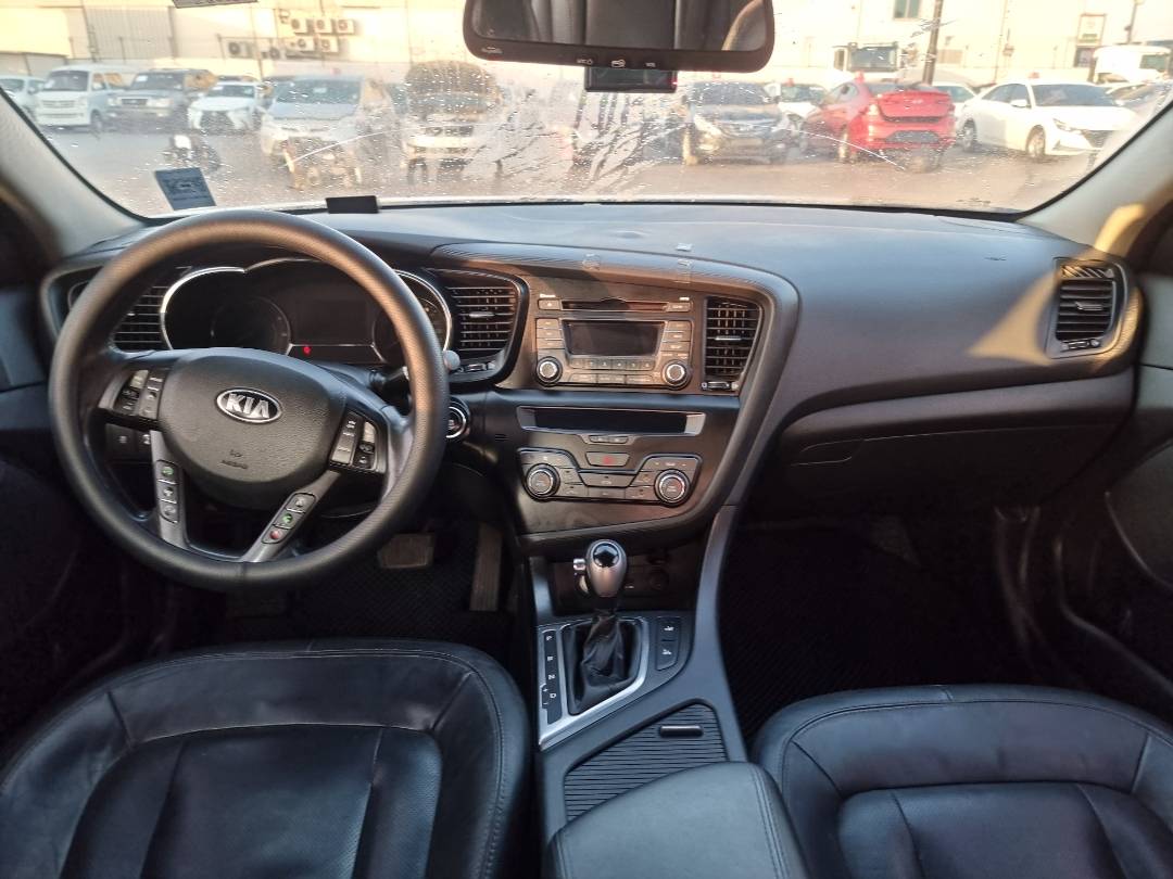 2013 KIA K5 — 260080 KM — Lot 125478 — Ind. 12 - Marhaba Auctions Used Cars - Image 7