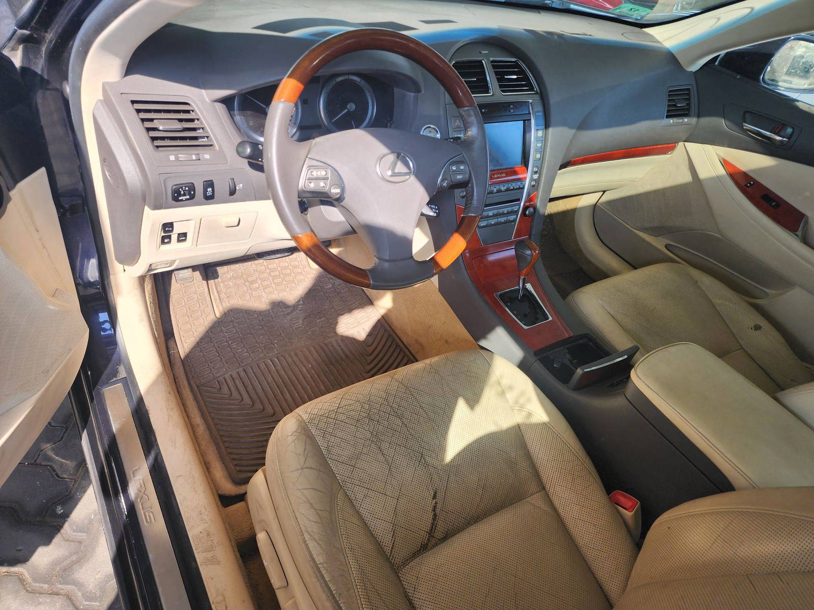 2010 LEXUS ES 350 — 269136 Miles — Lot 72416473 - Marhaba Auctions Used Cars - Image 10
