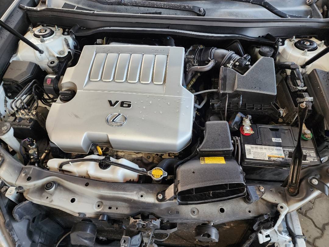 2015 LEXUS ES 350 — 157641 Miles — Lot v2159176 - Marhaba Auctions Used Cars - Image 5