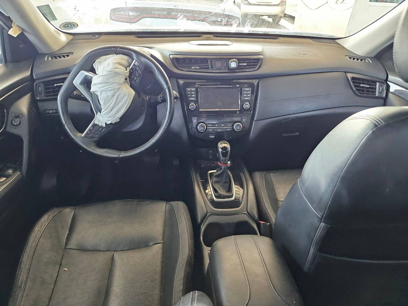 NISSAN ROGUE 2017 - Marhaba Auction Used Cars - Image 6