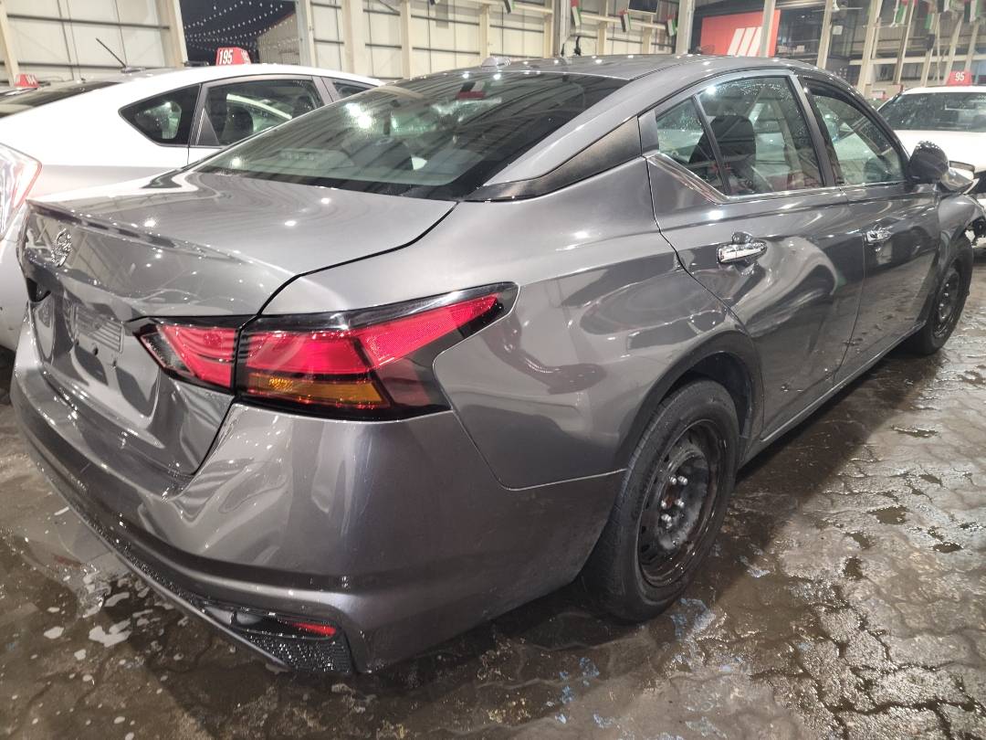 2020 NISSAN ALTIMA — 48775 Miles — Lot 37580526 - Marhaba Auctions Used Cars - Image 3