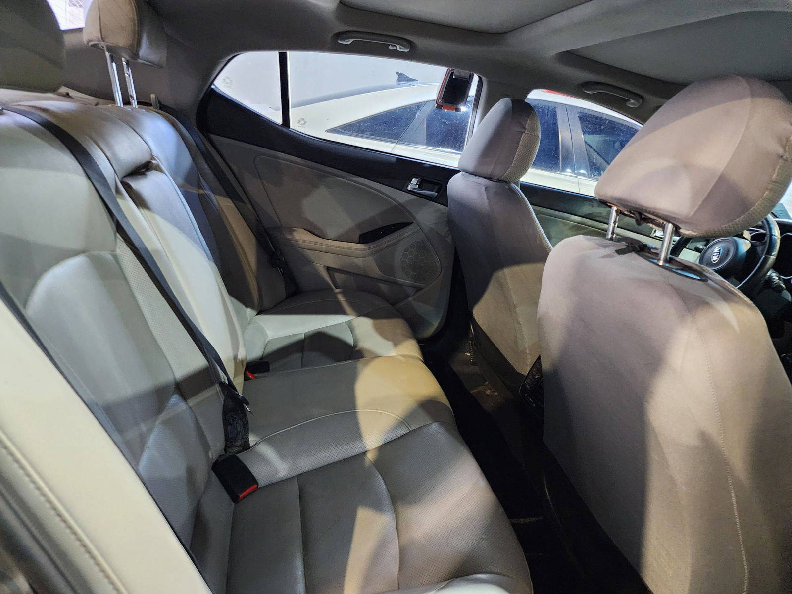 2015 KIA OPTIMA — 157872 Miles — Lot 40142212 — Al Quoz - Marhaba Auctions Used Cars - Image 7