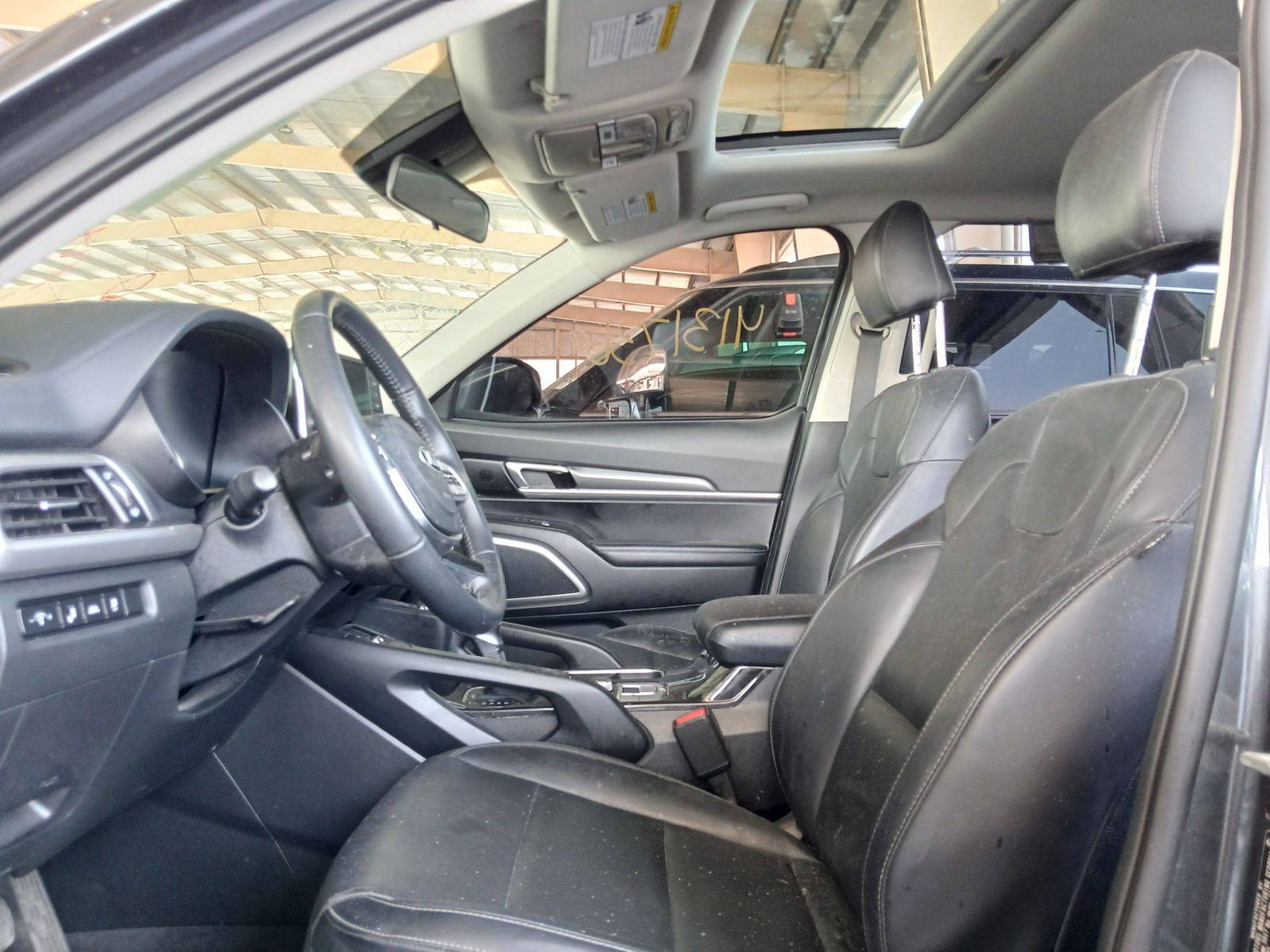 2021 KIA TELLURIDE — 70490 Miles — Lot 41317369 — Souq - Marhaba Auctions Used Cars - Image 9