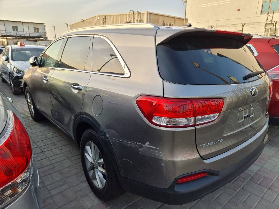 2017 KIA SORENTO — 126935 Miles — Lot 215487 — Ind. 12 - Marhaba Auctions Used Cars - Image 5