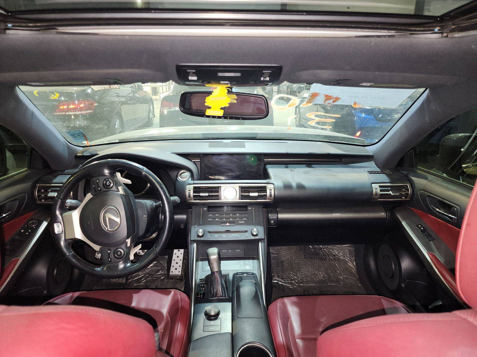 2016 LEXUS IS 200T — 175474 Miles — Lot 9G5012926 — Al Quoz - Marhaba Auctions Used Cars - Image 8