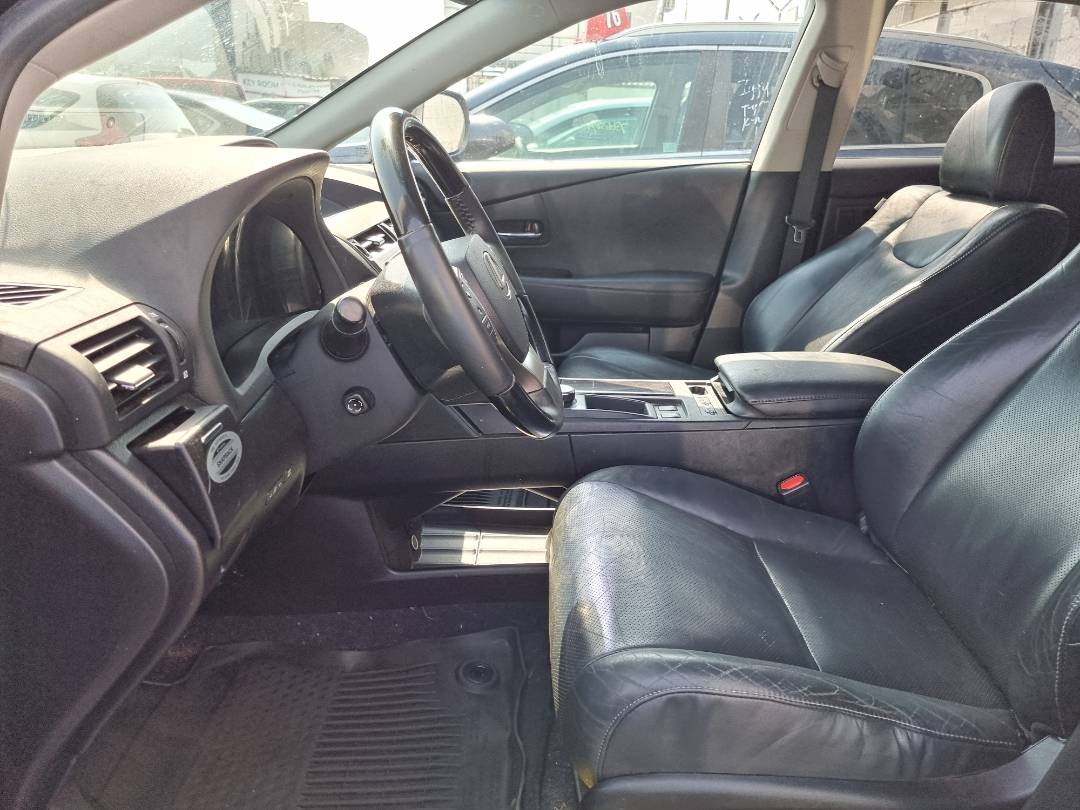 2015 LEXUS RX 350 — 149450 Miles — Lot 125478 — Souq - Marhaba Auctions Used Cars - Image 8