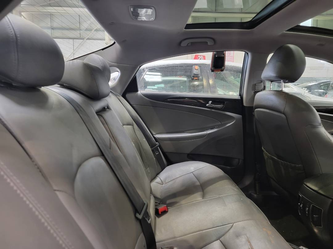 2012 HYUNDAI SONATA — 182366 Miles — Lot 82172113 - Marhaba Auctions Used Cars - Image 5