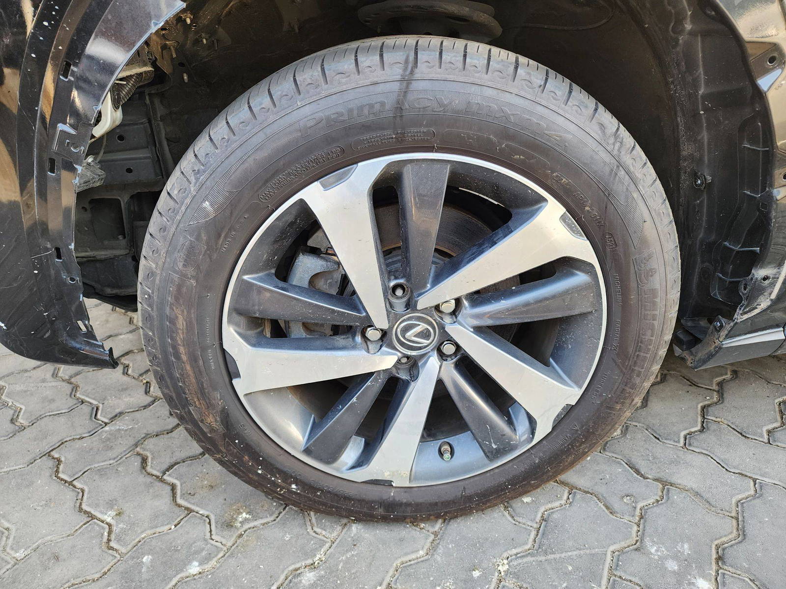 2018 LEXUS NX 300 — 76419 Miles — Lot 38014842 — Souq - Marhaba Auctions Used Cars - Image 11