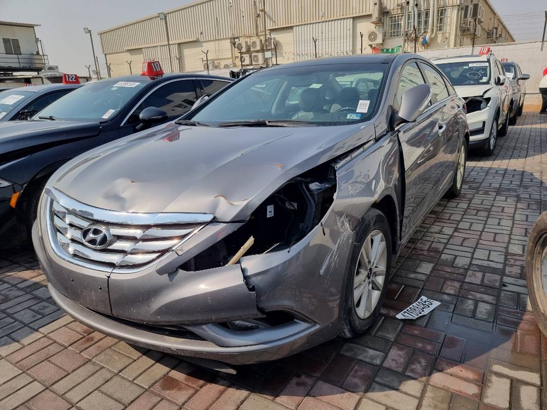 2012 HYUNDAI SONATA — 223032 Miles — Lot 2CH341615 — Ind. 12 - Marhaba Auctions Used Cars - Image 6
