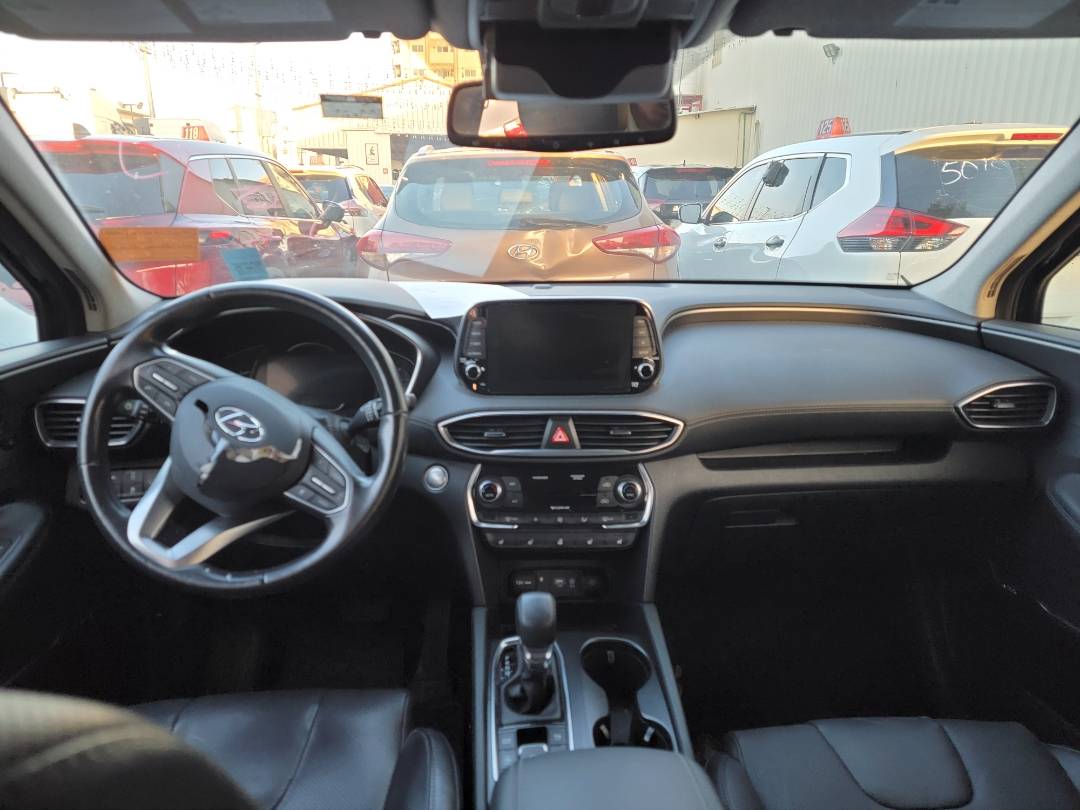 2020 HYUNDAI SANTA FE — 48181 KM — Lot 41546 — Main - Marhaba Auctions Used Cars - Image 8