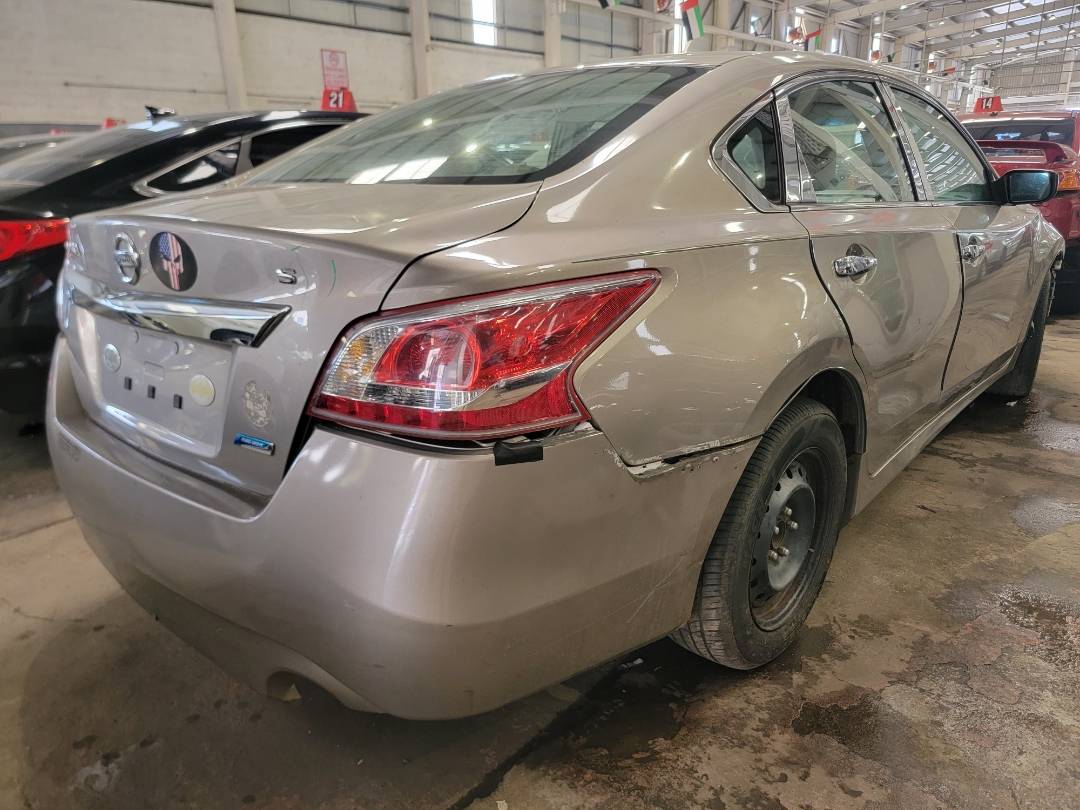 2013 NISSAN ALTIMA — 210884 Miles — Lot 38800643 — Main - Marhaba Auctions Used Cars - Image 3