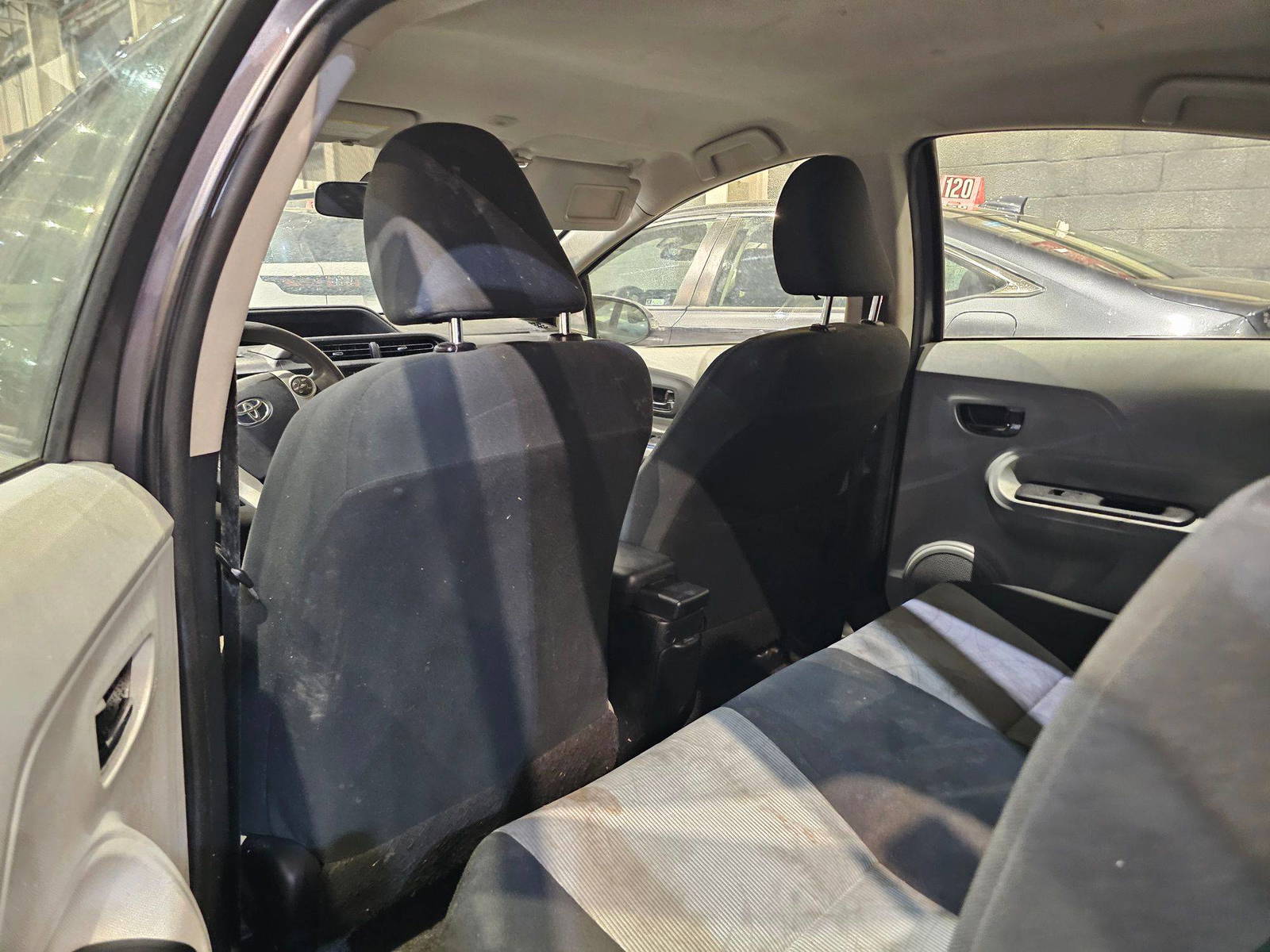 2013 TOYOTA PRIUS C — 248669 Miles — Lot 3D1555966 — Main - Marhaba Auctions Used Cars - Image 6