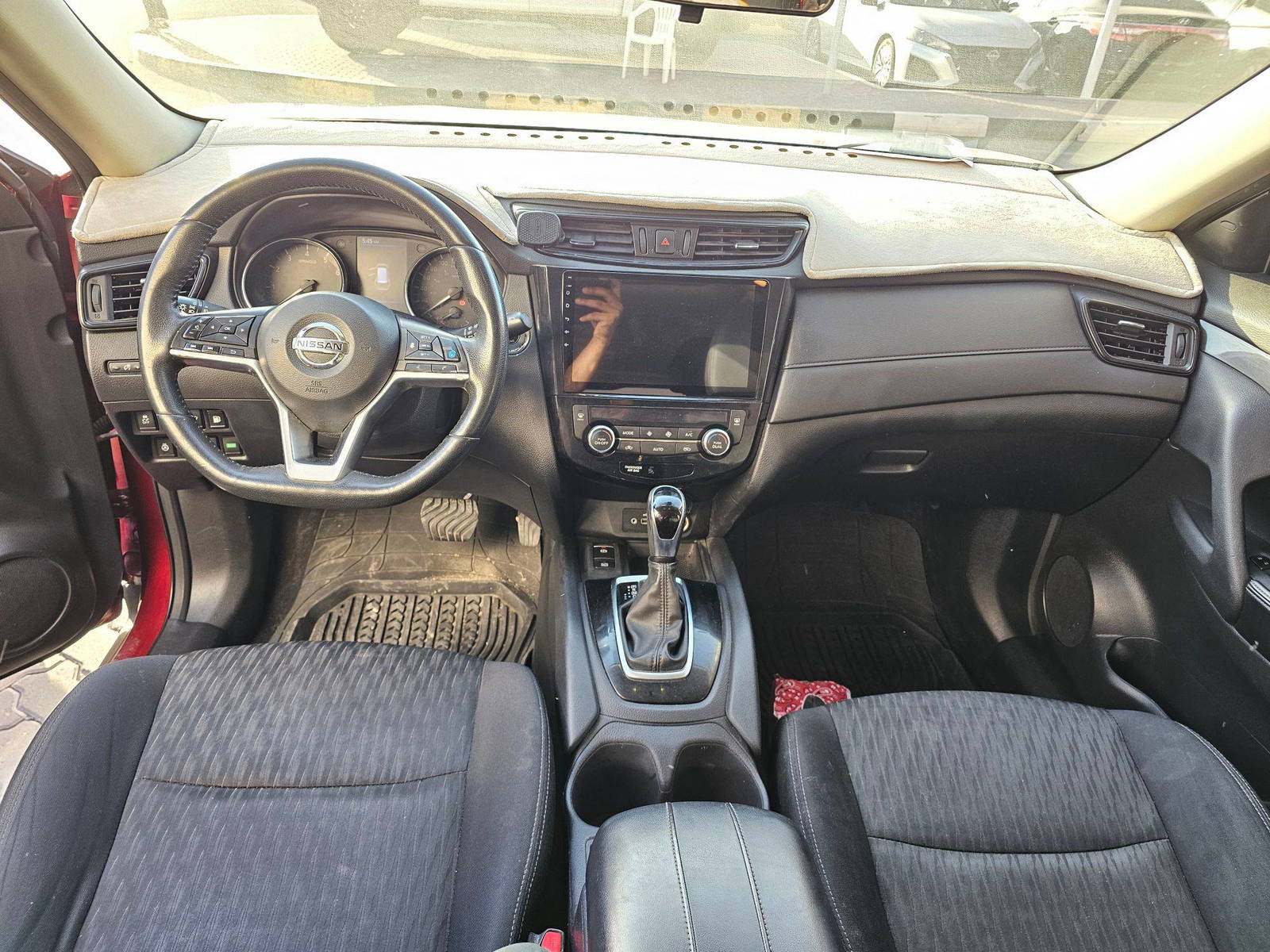 NISSAN ROGUE 2019 - Marhaba Auction Used Cars - Image 9