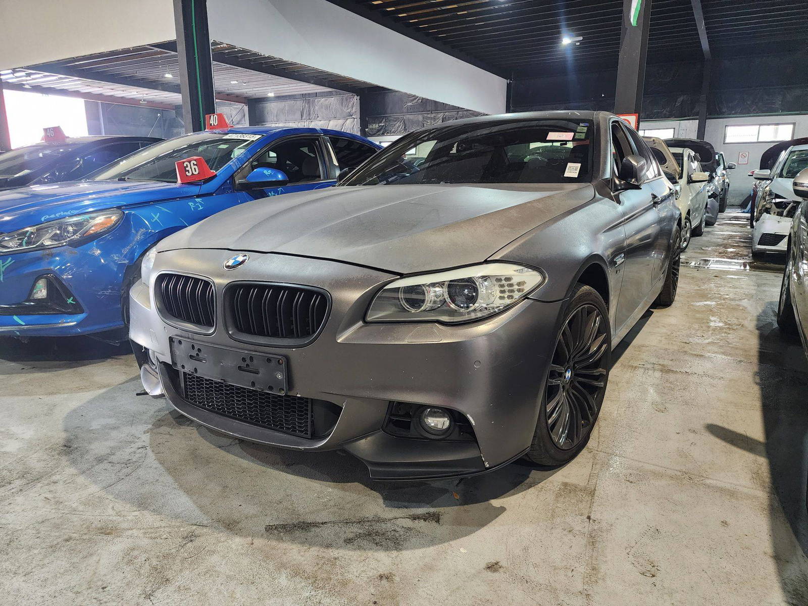 2010 BMW 528i — 240478 KM — Lot 567516 — Al Quoz - Marhaba Auctions Used Cars - Image 3