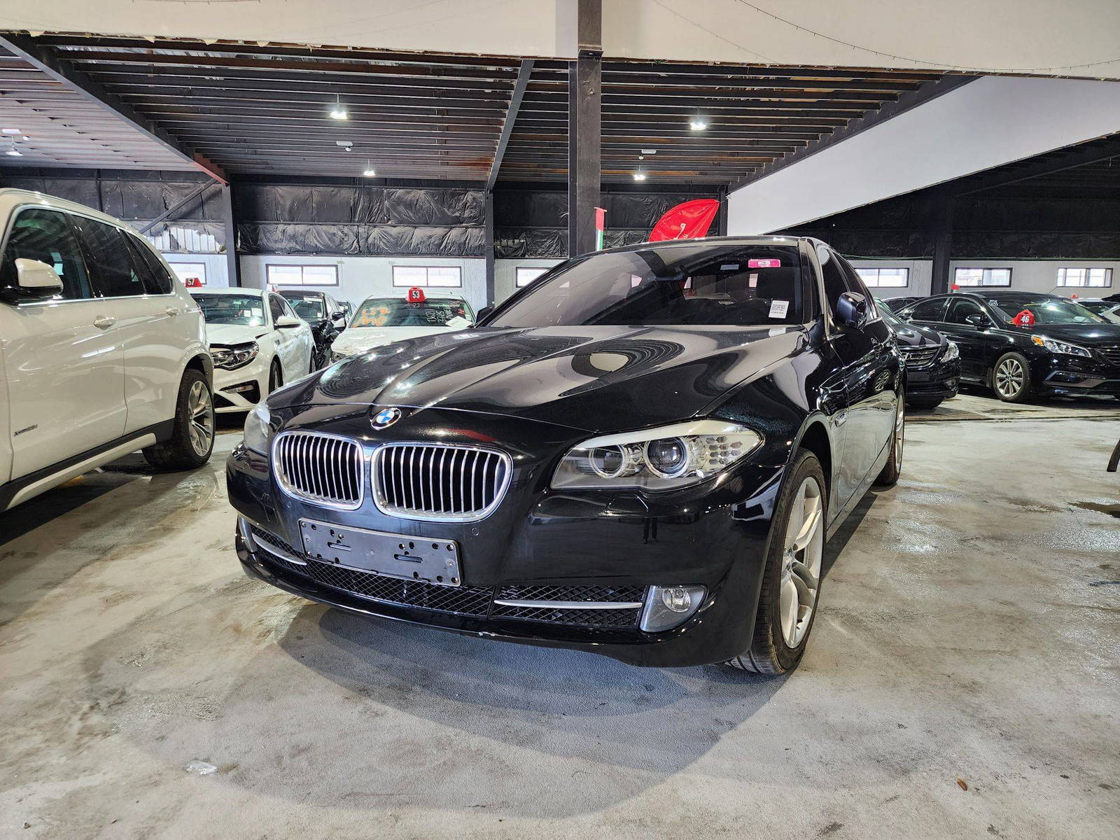 2010 BMW 523i — 205735 KM — Lot 501314 — Al Quoz - Marhaba Auctions Used Cars - Image 3