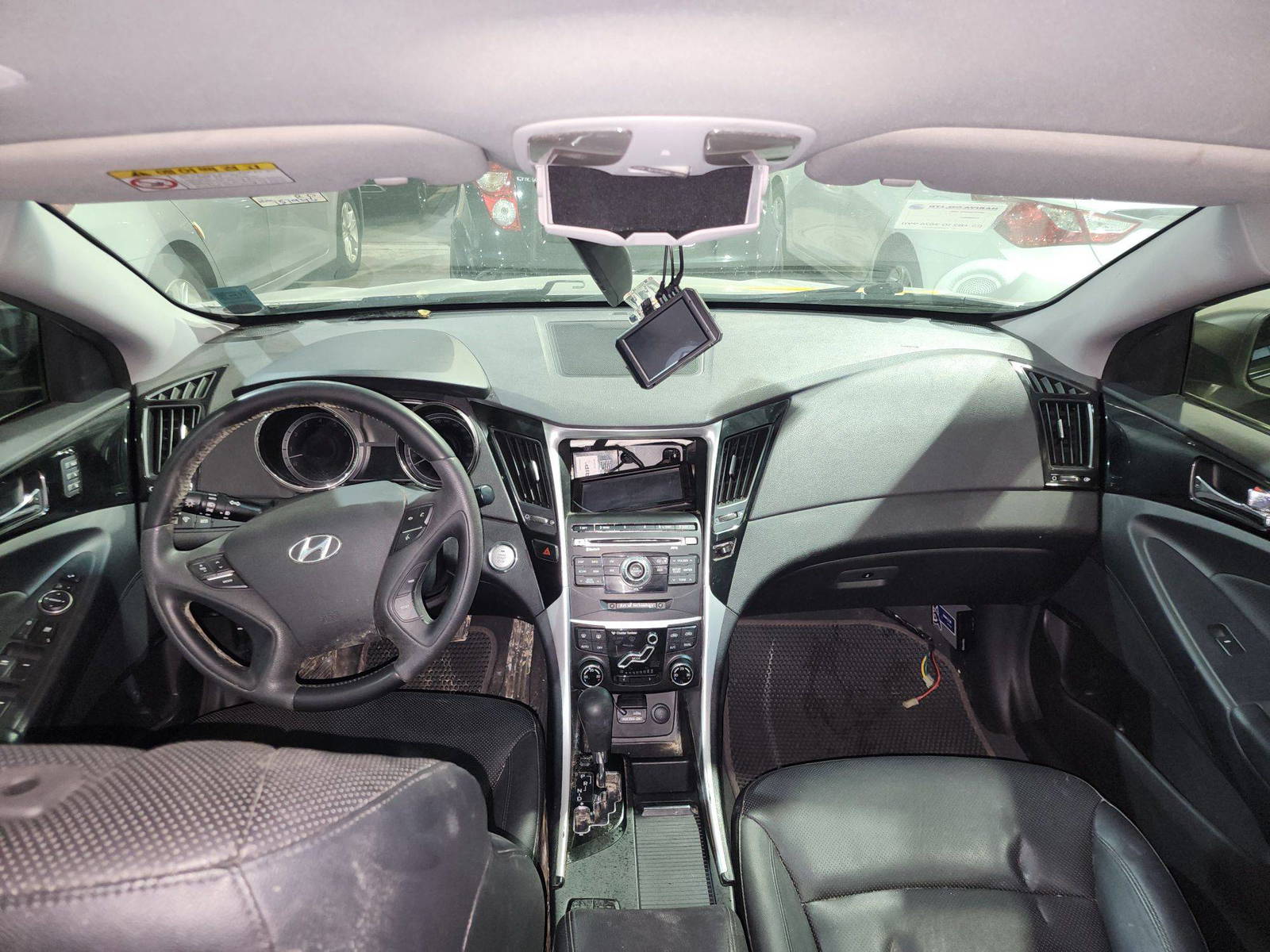2011 HYUNDAI SONATA — 151946 KM — Lot 262765 — Main - Marhaba Auctions Used Cars - Image 8