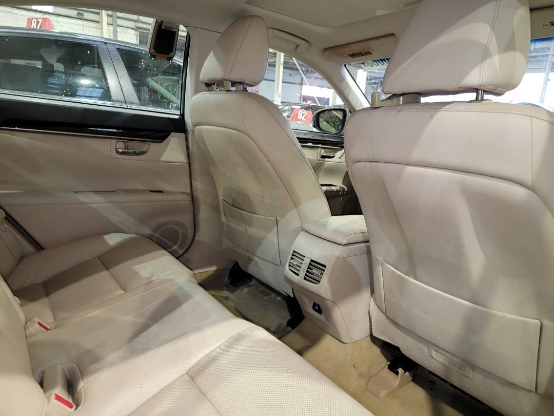 2013 LEXUS ES 350 — 106141 Miles — Lot 2065796 - Marhaba Auctions Used Cars - Image 5