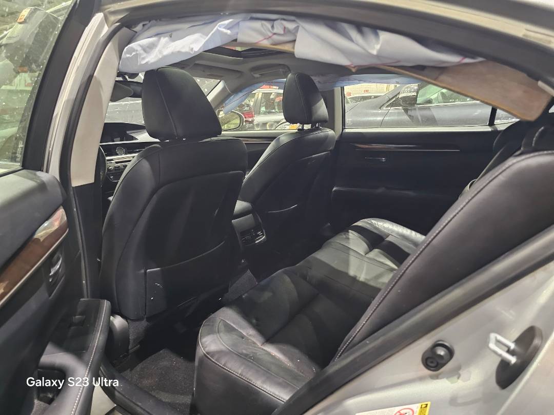 2015 LEXUS ES 350 — 130692 Miles — Lot 9F2166797 — Main - Marhaba Auctions Used Cars - Image 7