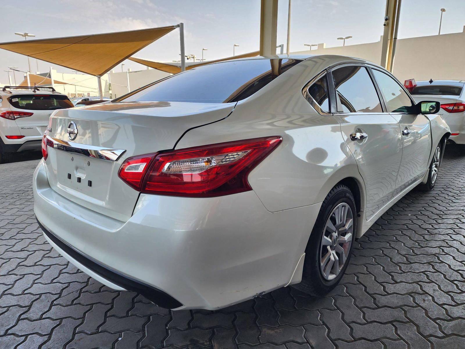2017 NISSAN ALTIMA — Lot 94901 — Souq - Marhaba Auctions Used Cars - Image 3