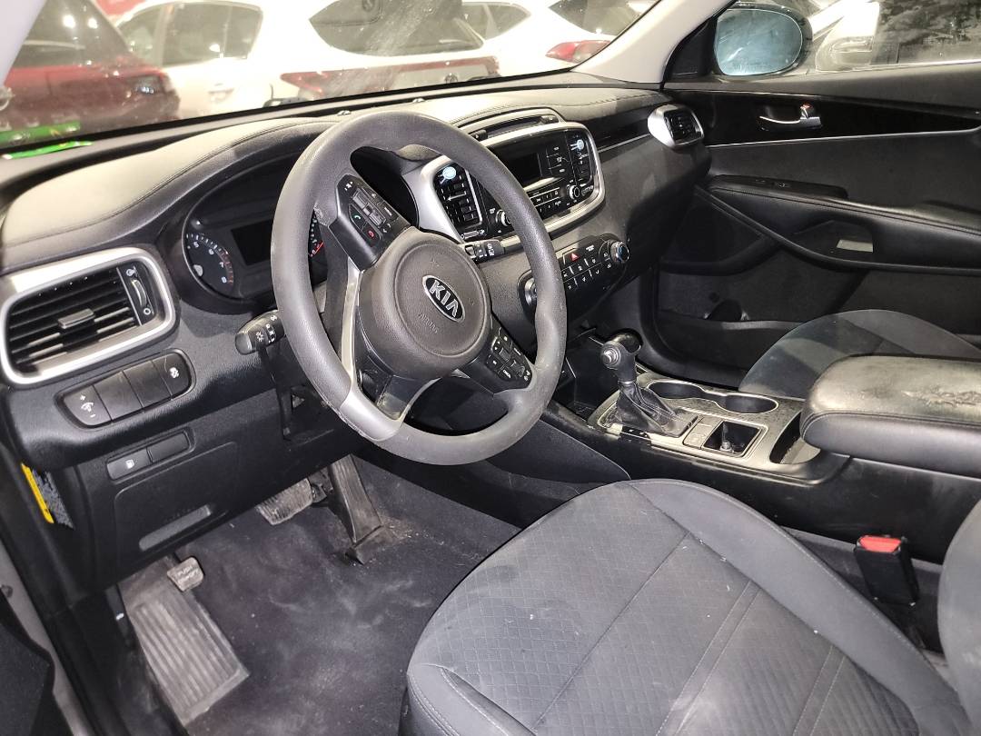 2017 KIA SORENTO — 105072 Miles — Lot 68415602 - Marhaba Auctions Used Cars - Image 5