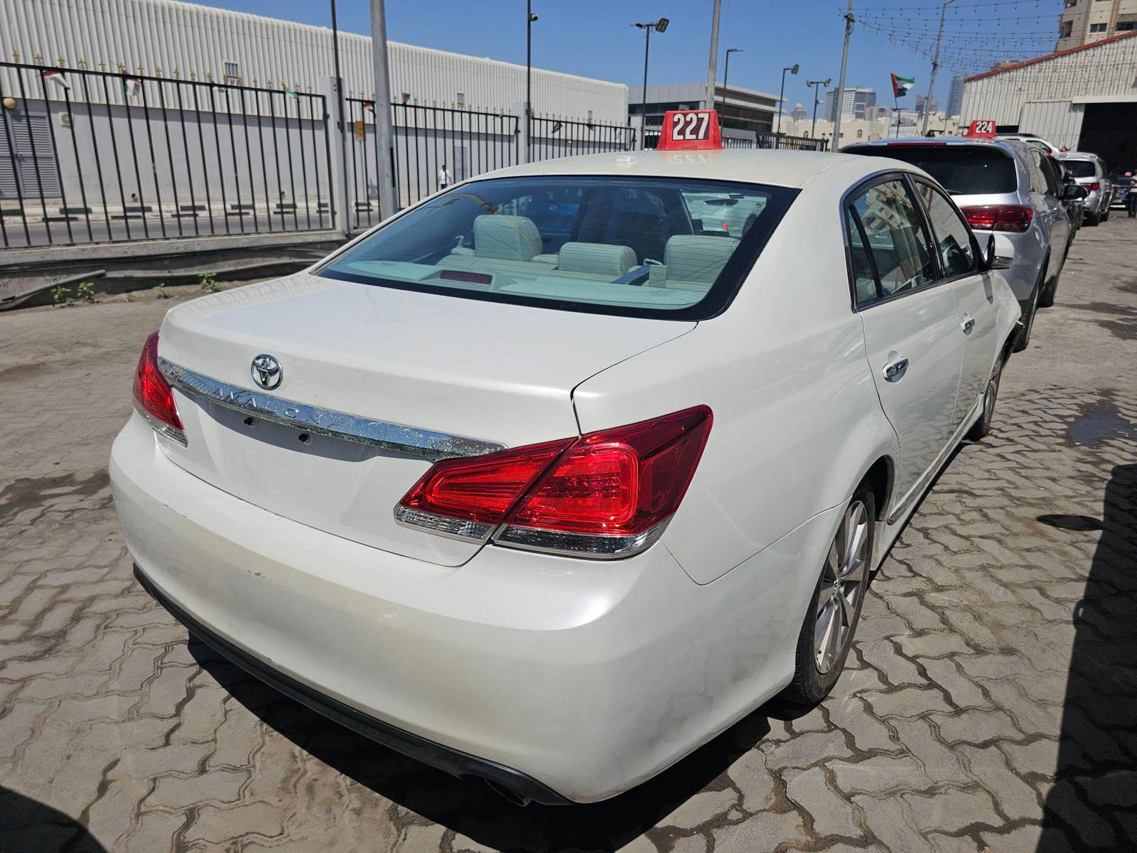 TOYOTA AVALON 2011 - Marhaba Auction Used Cars - Image 5
