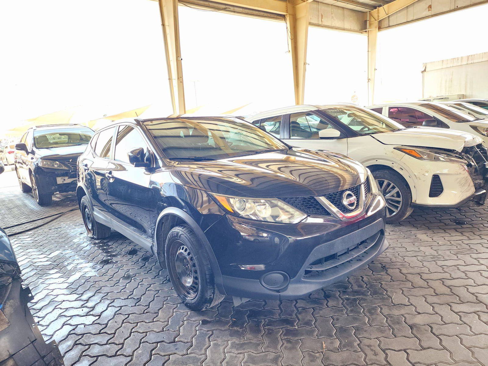 2017 NISSAN ROGUE SPORTS — 146994 Miles — Lot 3827380 — Souq - Marhaba Auctions Used Cars - Image 4