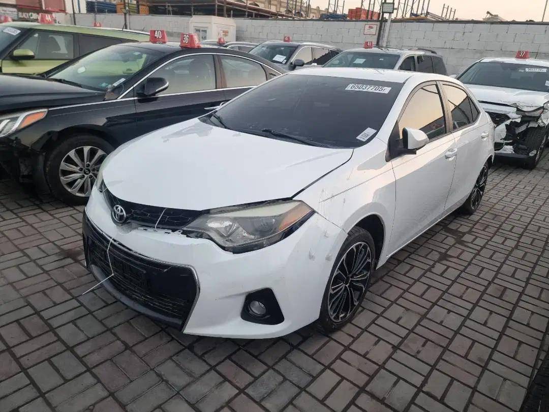 TOYOTA COROLLA