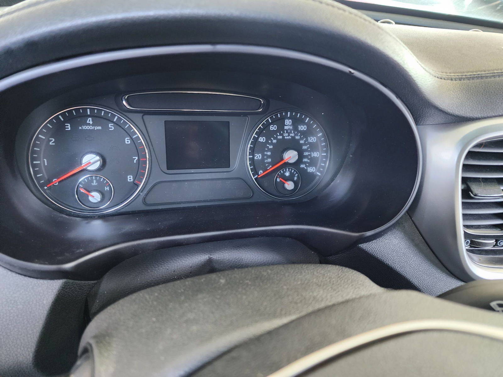 2020 KIA SORENTO — 45222 Miles — Lot LG658039 - Marhaba Auctions Used Cars - Image 5