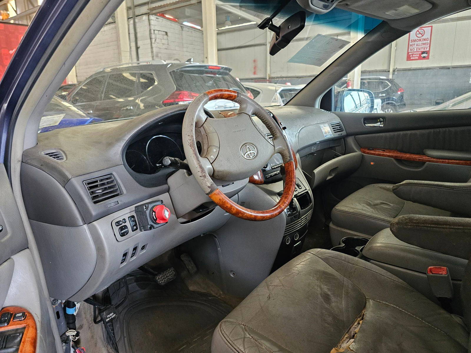 TOYOTA SIENNA 2008 - Marhaba Auction Used Cars - Image 6