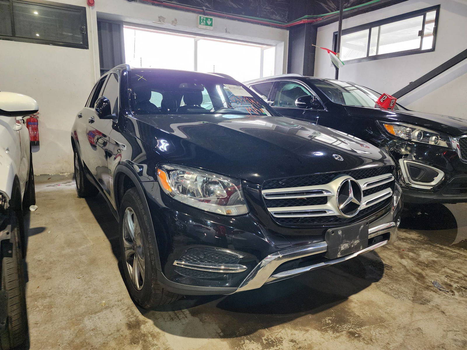 2018 MERCEDES BENZ GLC-300 — 101558 Miles — Lot 41353341 — Ind. 12 - Marhaba Auctions Used Cars - Image 3