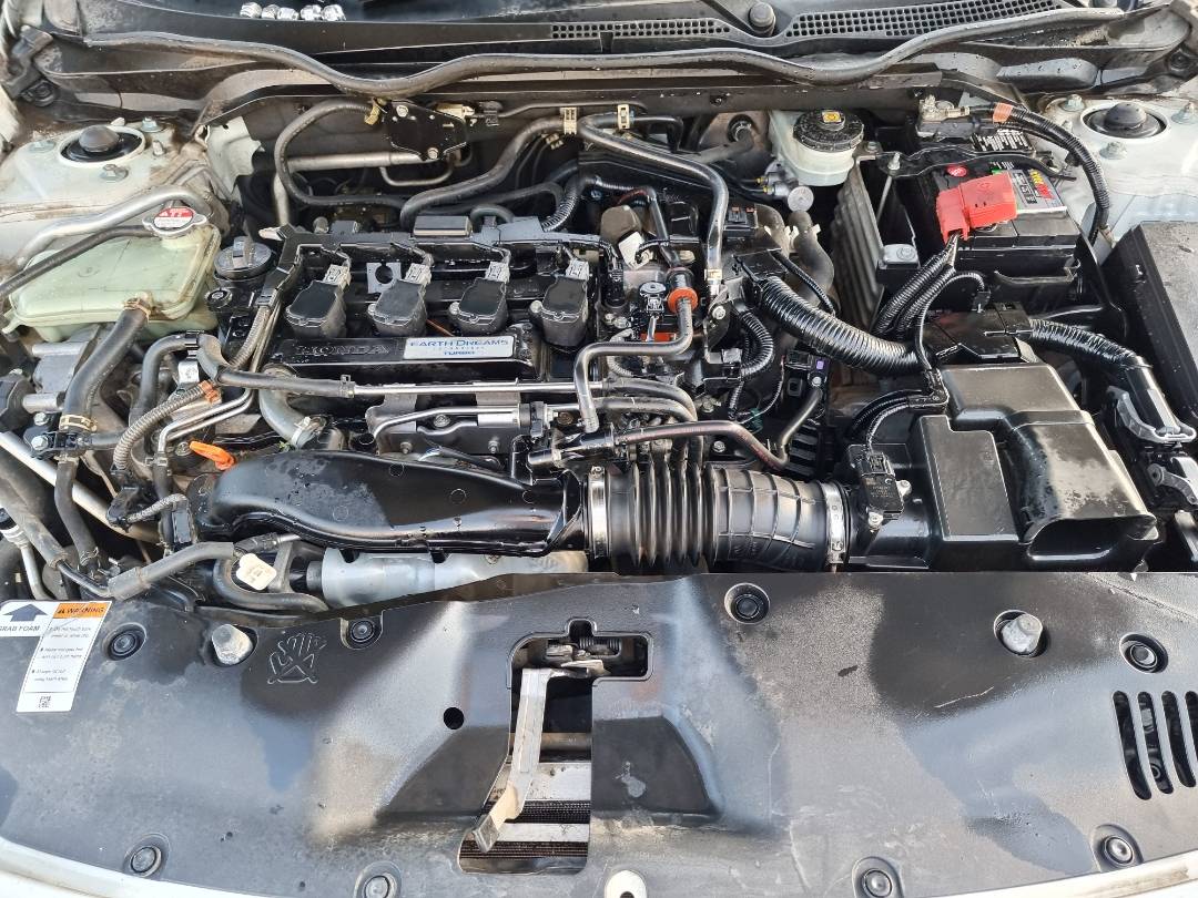 2019 HONDA CIVIC — 136822 Miles — Lot 215478 — Ind. 12 - Marhaba Auctions Used Cars - Image 12