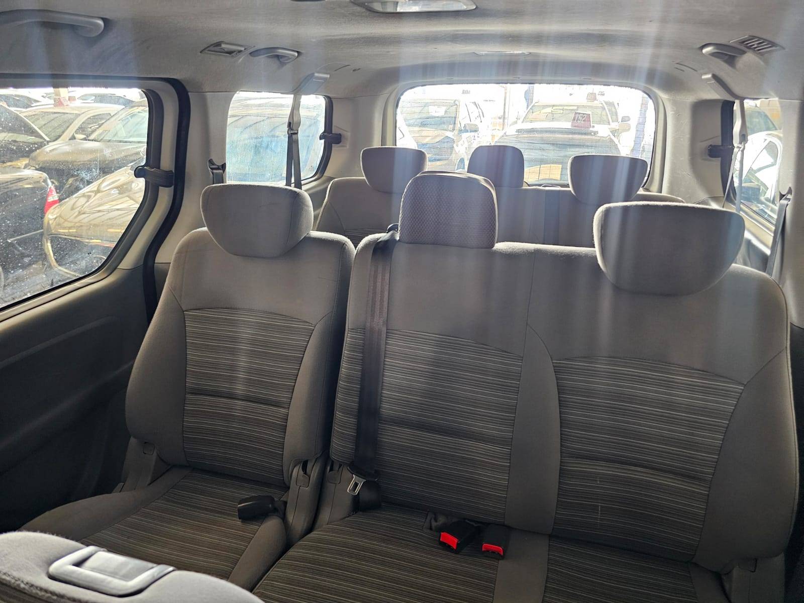 2021 HYUNDAI H1 — 163019 KM — Lot 1R9MU197780 — Main - Marhaba Auctions Used Cars - Image 11