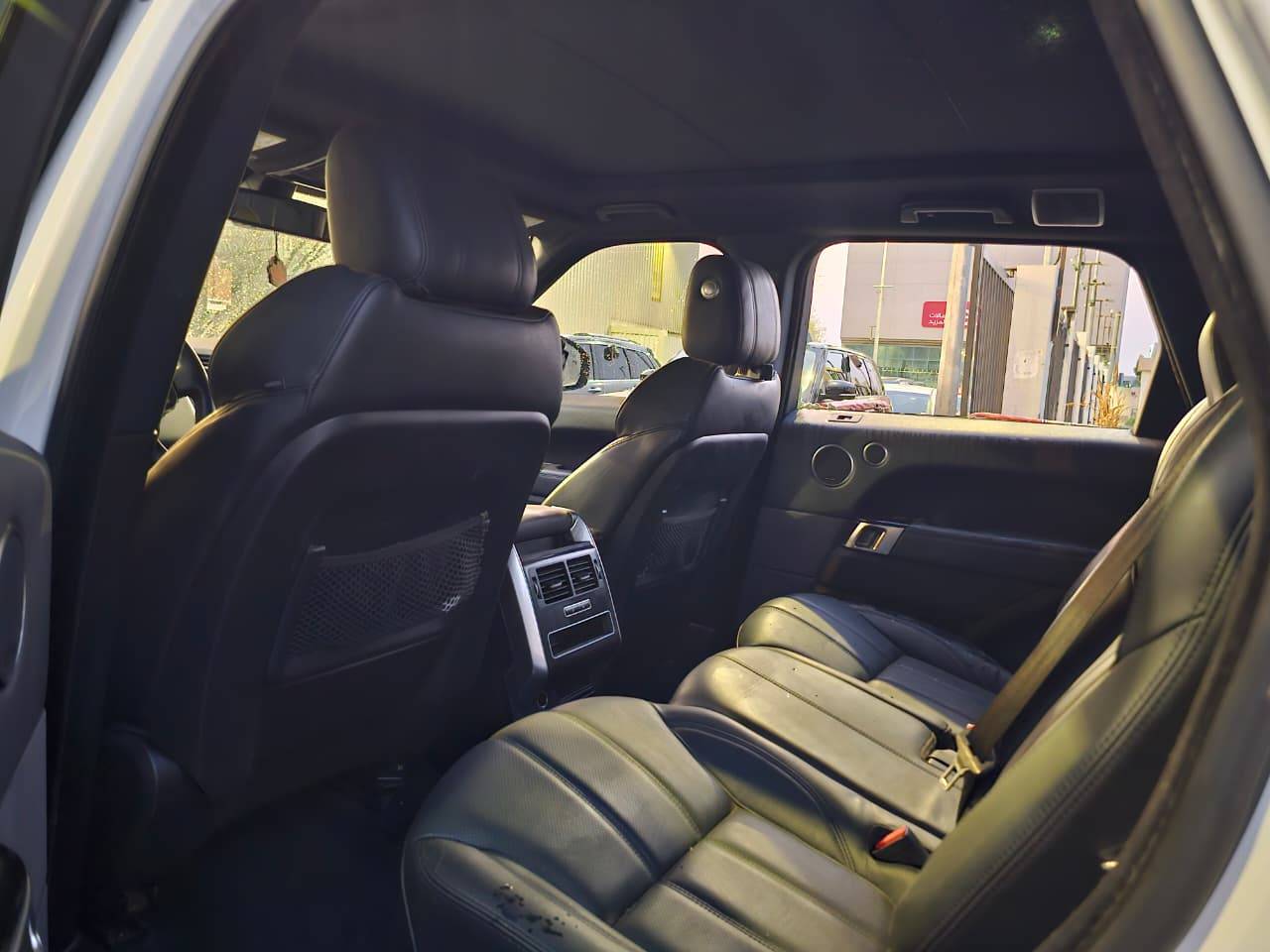 2015 LAND ROVER RANGE ROVER SPORT SUPERCHARGED — 189449 Miles — Lot 607986 — Main - Marhaba Auctions Used Cars - Image 6